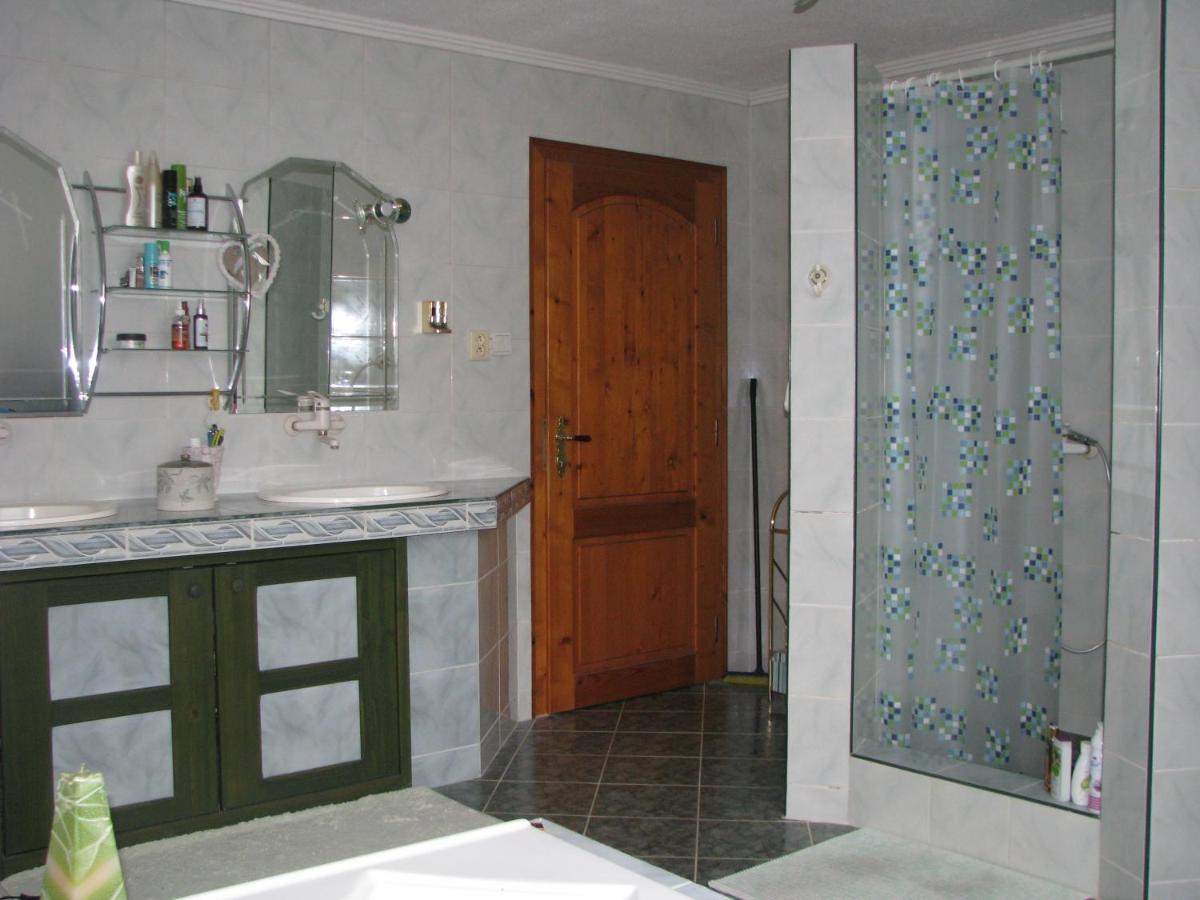 Penzion Piano Apartment Liptovsky Mikulas Ngoại thất bức ảnh
